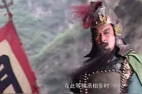 赤壁之战，诸葛亮明知关羽会放走曹操，为何还派他守华容道？图片