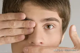 “飞蚊症”是怎么来的？该不该治？该如何治？图片