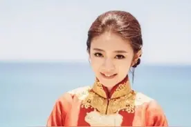 女明星结婚的秀禾造型，刘诗诗淡雅温婉、陈紫函华丽惊艳图片