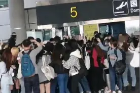 轻松喜提海景房？当追星“站姐”真有这么赚钱？图片