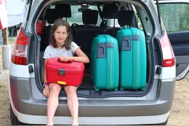 春节开车回家过年，给孩子带上这10件必备物品，你带齐了吗？图片