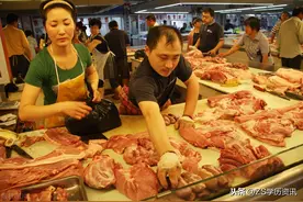 中国个体户全年无休，是因为中国人太勤劳吗？图片
