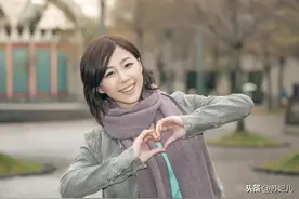 爱憎分明不忘本，感情本色图片