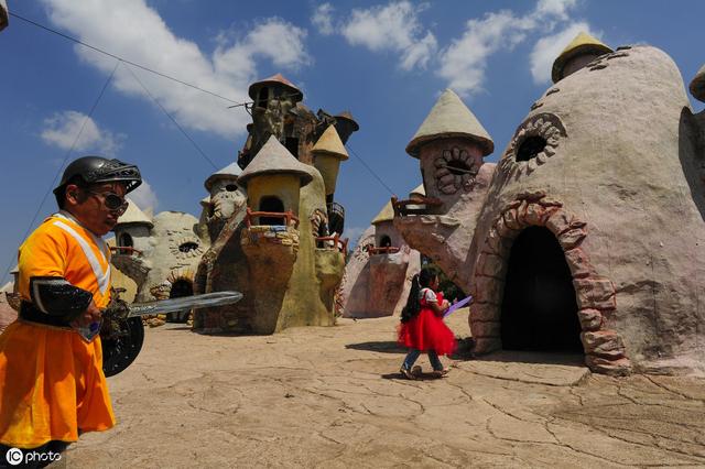 我国唯一一个“小矮人王国”,身高都不到1.3米,网友:想去看看