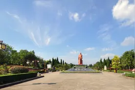 独特视界：当年陈毅粟裕指挥新四军抗战告捷，战备反差创史上之最图片