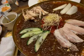 海参崴：灯塔与市区途中的朝鲜餐厅，大批韩国游客专程光顾图片