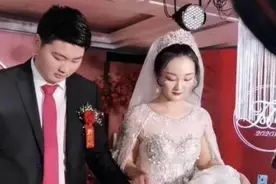 草根歌手朱之文爱子朱小伟结婚啦，豪车豪宅一应俱全图片
