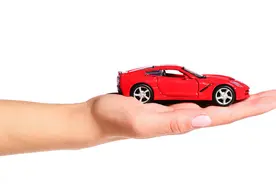 准丈母娘买车送女儿男友，他另娶别人后不肯还车！法院判了图片