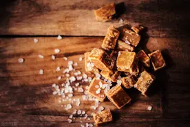 为什么焦糖海盐不是咸的反而更甜？一文告诉你舌尖上的秘密图片