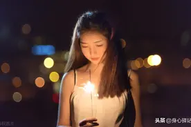 女人在暗恋你，她在微信上会有4种表现图片