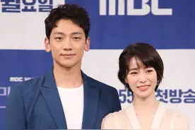 Rain（郑智薰）、林智妍合影 真是标准的郎才女貌图片