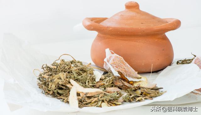 扁平苔癣样角化病基底膜