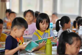 开学了，如何帮孩子克服“分离焦虑”图片