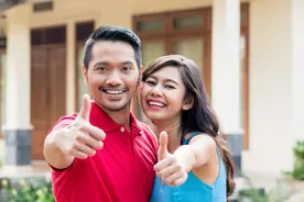 我46岁那年，为一个24岁女子抛弃前妻，27年后报应来了图片