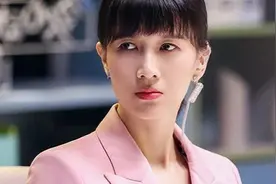 年入5000万的papi酱，不配在互联网上做独立女性图片