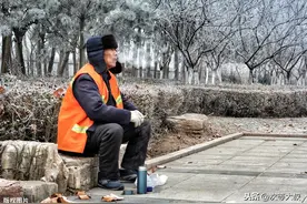 你有1000万，愿意全部捐了，一辆车却不愿意，因为你真有图片