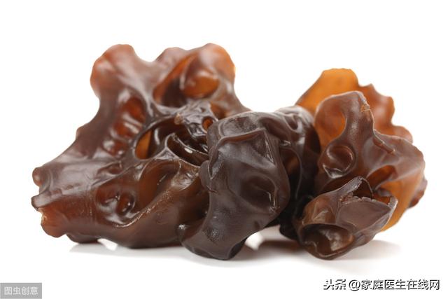 男人25岁后，肾脏变差怎么办？多吃4种黑色食物，把肾气补回来