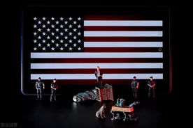 当美国关闭美颜！为何说：自由主义是“懒汉信仰”？图片