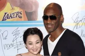 许晴真够拼的！这么紧的束腰裙硬塞进去，"马蜂腰"同龄女星罕见图片