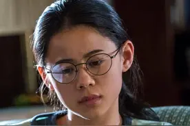 主角是美国人收养的中国女孩，预定了2020年最好的校园爱情电影图片