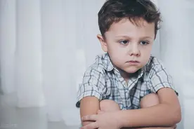 比赛怎么总是输啊？这么简单的球都进不了啊？失误怎么这么多啊？图片