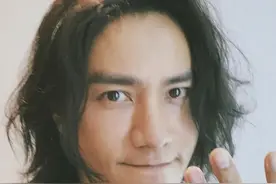 ​陈坤姐姐：靠卖血帮弟弟争取演出机会，车祸去世成弟弟一生的痛图片