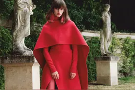 “经典红”怎么穿才不俗气？学会这7个小技巧，让你轻松驾驭它图片