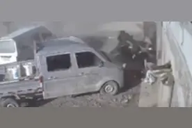 爆燃瞬间妻子返身冲进火场救丈夫儿子 事后她称“家太重要了”图片