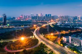 南深高铁生变不到深圳了，降级为联络线，深度分析其中原因图片