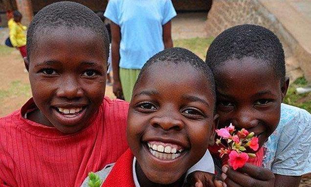 基数最大分布最广,他们又可以分为三个类型:苏丹人,尼罗特人和班图人