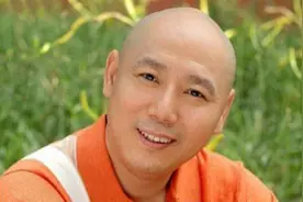 怒怼郭敬明，在故宫旁买四合院，李成儒到底多有钱？图片