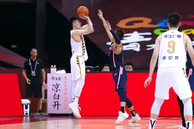 我心目中CBA最职业的球员——刘铮图片