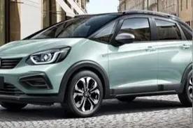 7月份全新飞度即将上市，飞度和桑塔纳你会选谁？图片