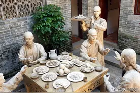 俗语“客来敬主烟不受，酒半茶满把客羞”什么意思？你怎么理解？图片