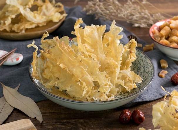 小产后几天可以吃花胶 小产后多久能吃花胶