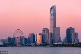 网友每天打卡许可馨，但真实身份仍未公布，苏州因此被戏称为许州图片