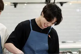 RUN BTS EP101期 防弹少年团的阿凡达式厨房之旅 金硕赢队篇图片
