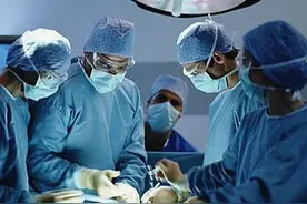 学医苦，学医累，学医最值的四大类！这些医学专业收入最高待遇好图片