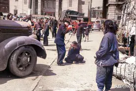 老照片：1948年，上海街头的那些“扯花”的穷人图片