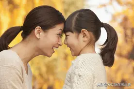 十八岁少女月经之谜，女孩应该什么时候来月经，有什么征兆？图片