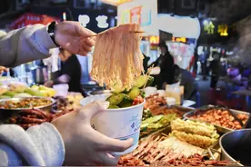吃麻辣烫时，避开4样食材，不好吃还压秤，网友：一瞧就是内行图片