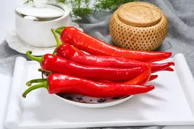 原来保存辣椒这么简单，教你3种方法，久放不坏，再也不怕涨价了图片