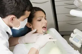 “牙套脸”是因为牙齿矫正导致的吗？揭秘网传“牙套脸”的真相图片