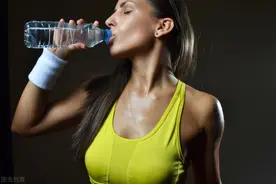 运动健身时出汗越多瘦得越快，是真的吗？图片