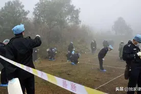 解密中国大案——假老板真骗人 果园诱奸9名打工妹图片