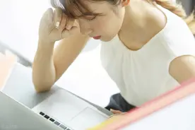 面对职场 PUA，上司尝试掌控你的人生，高情商员工三招应对图片