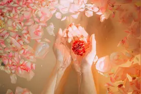 中年女人的悲哀：迷失自我，浑浑噩噩，不能放眼未来图片