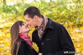 你承诺了一切，却什么都没给；我什么都没承诺，却给了你我的一切图片