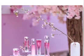 华强北明通化妆品市场的机会与风险图片