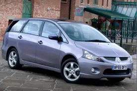 运动范的进口7座MPV，十多年前的三菱格蓝迪如今风采依旧图片